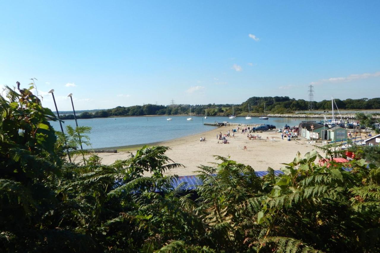 Pine Ridge 59 Rockley Park Poole With Sea View Sleeps Six Hotel Exterior photo